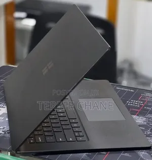 New Laptop Microsoft Surface Laptop 3 32GB Intel Core i7 SSD 1T