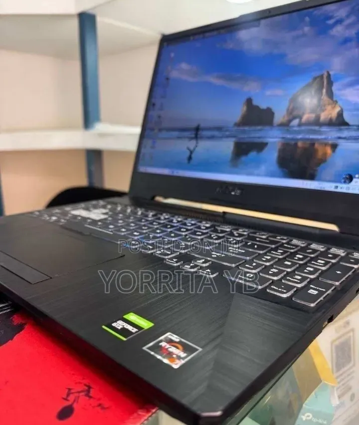 New Laptop Asus TUF Gaming A17 16GB Intel Core i7 SSD 512GB