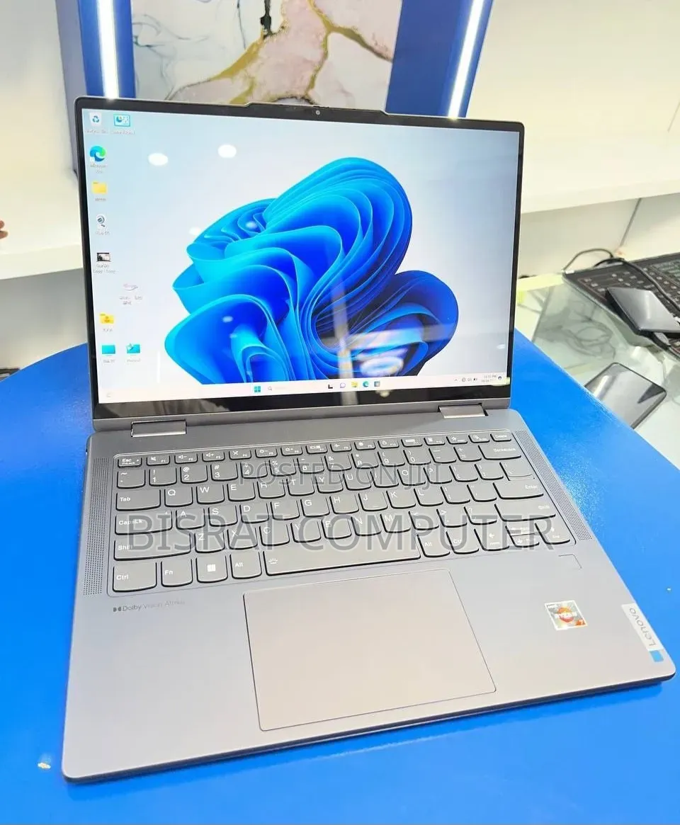 New Laptop Lenovo Yoga 7i 16GB Intel Core i7 SSD 512GB