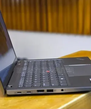 New Laptop Lenovo ThinkPad T14 32GB Intel Core i7 SSD 512GB
