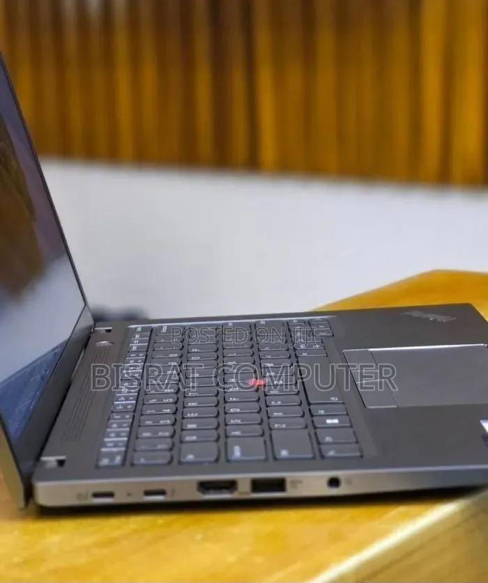 New Laptop Lenovo ThinkPad T14 32GB Intel Core i7 SSD 512GB