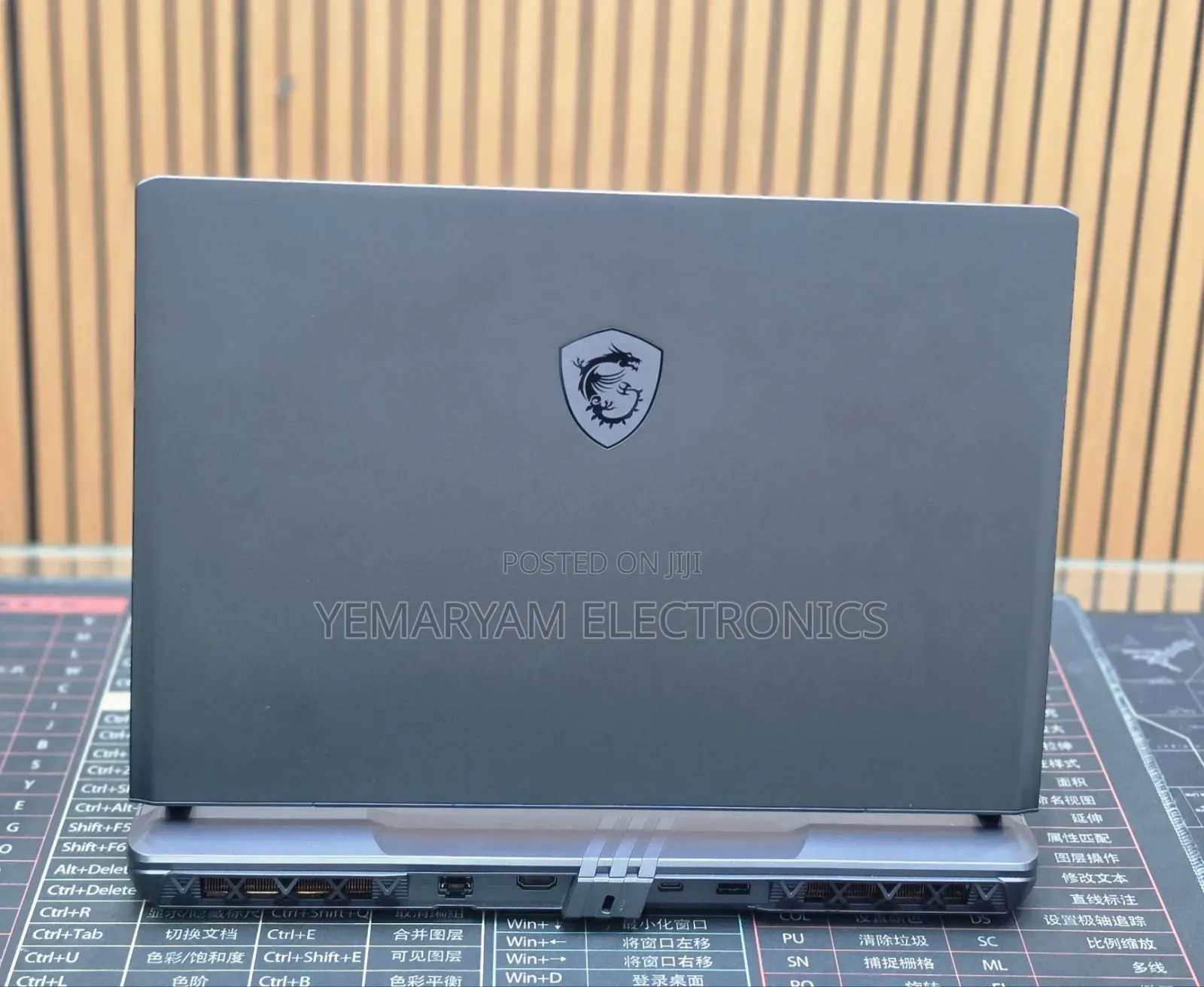 New Laptop MSI Vector 16 HX AI A2XWIG 32GB Intel Core i9 SSD 1T