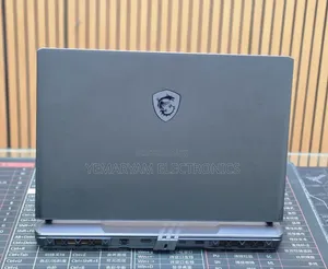 New Laptop MSI Vector 16 HX AI A2XWIG 32GB Intel Core i9 SSD 1T