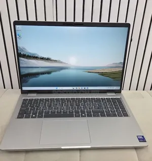 New Laptop Dell Pro 16 16GB Intel Core Ultra 7 SSD 512GB