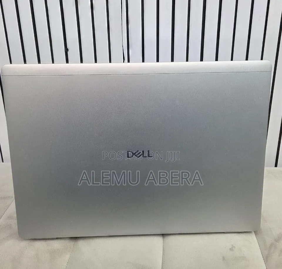New Laptop Dell Pro 16 16GB Intel Core Ultra 7 SSD 512GB