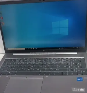 New Laptop HP ZBook Firefly G8 16GB Intel Core i7 SSD 512GB