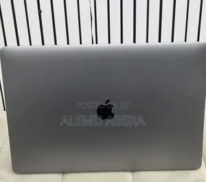 New Laptop Apple MacBook Pro 2019 16GB Intel Core i7 SSD 512GB