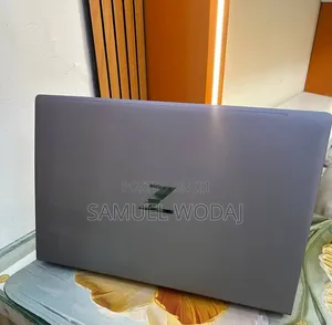 New Laptop HP ZBook Firefly 14 G10 16GB Intel Core i7 SSD 512GB