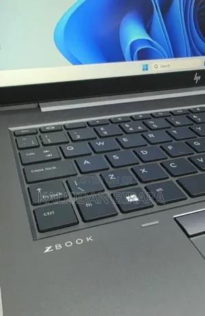 New Laptop HP ZBook 14 16GB Intel Core i7 SSD 512GB