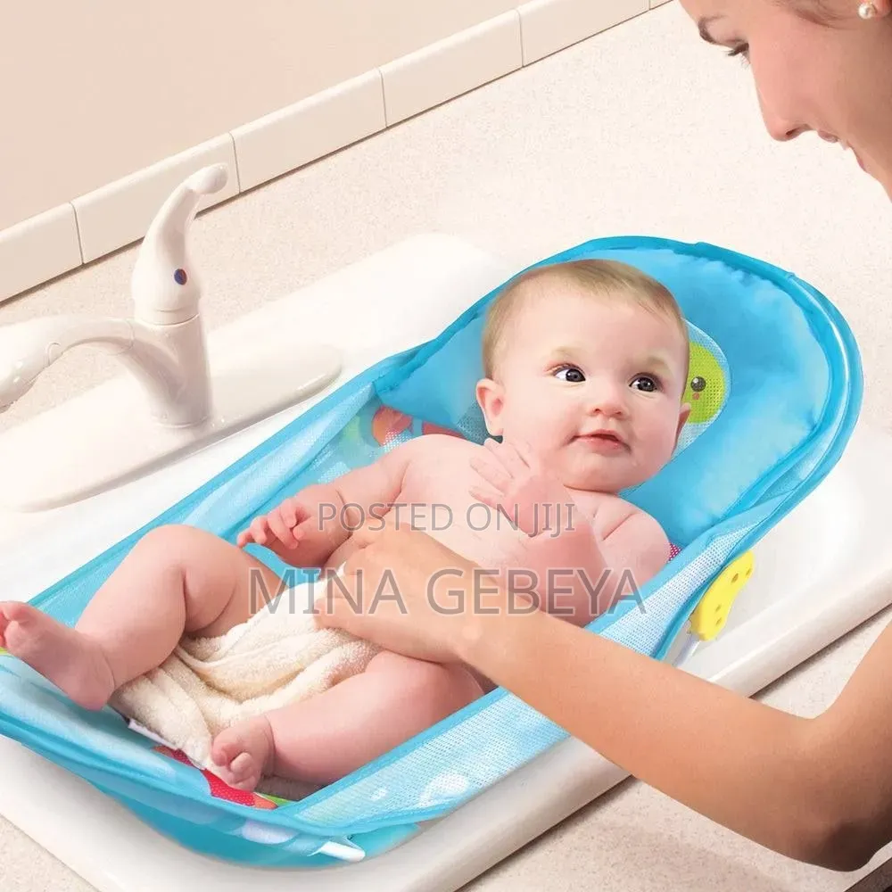 Deluxe Baby Bather (0+ Months)