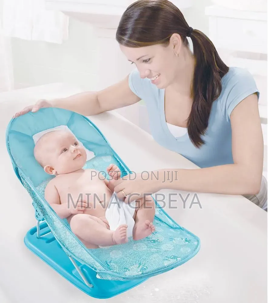 Deluxe Baby Bather (0+ Months)