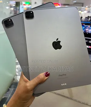 New Apple iPad Pro 11 (2022) 256 GB