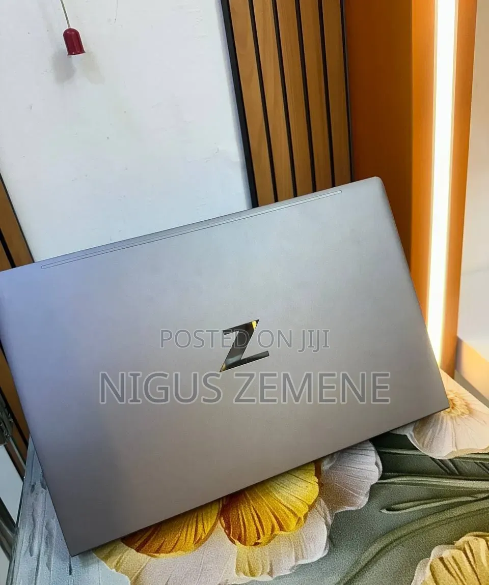 New Laptop HP ZBook Power G7 16GB Intel Core i7 SSD 512GB