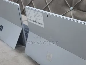 New Laptop Microsoft Surface 8GB Intel Core i5 SSD 256GB