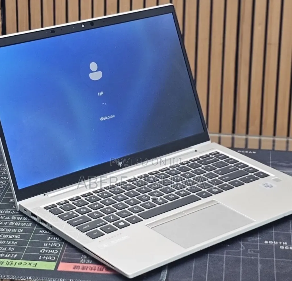 New Laptop HP EliteBook 840 G8 16GB Intel Core i5 SSD 512GB