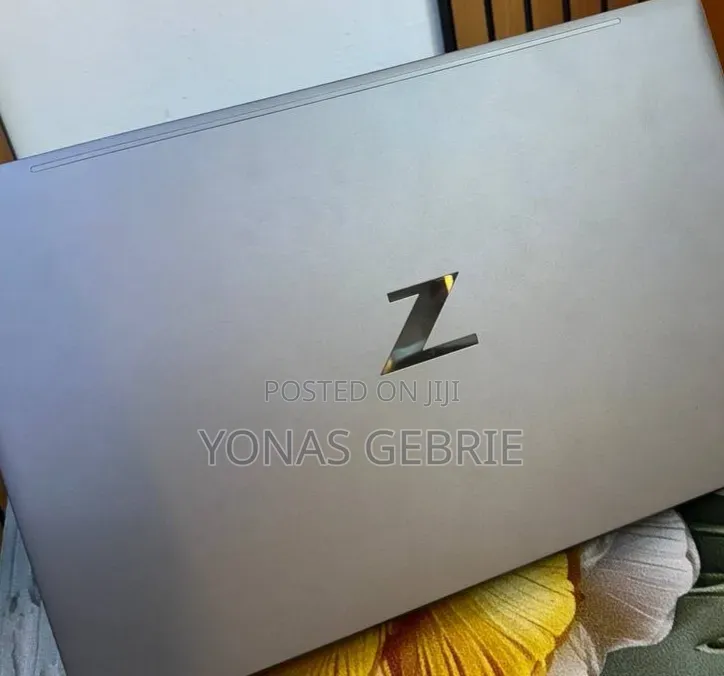 New Laptop HP 16GB Intel Core i7 SSD 512GB