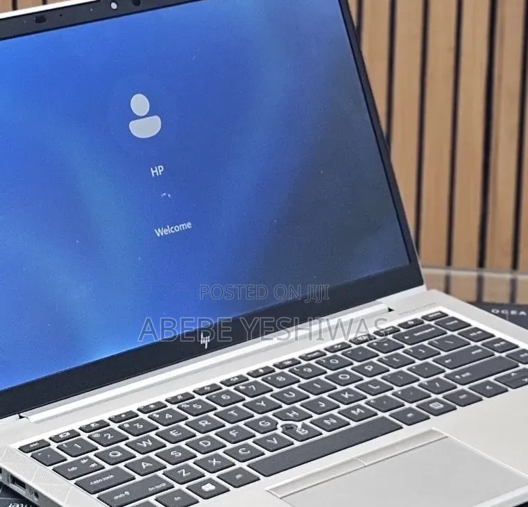 New Laptop HP EliteBook 840 G8 16GB Intel Core i5 SSD 512GB