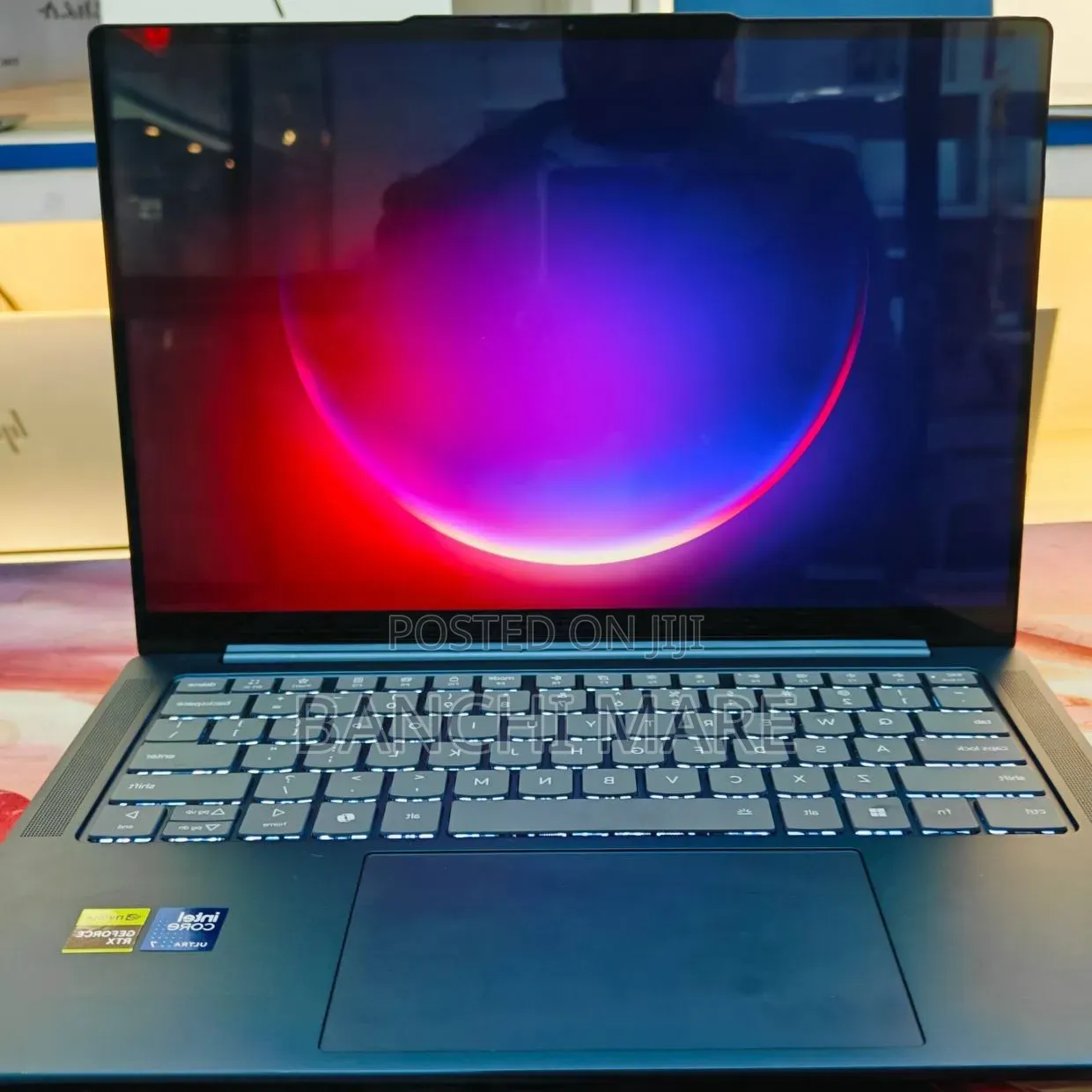 New Laptop Lenovo Yoga 7i 16GB Intel Core Ultra 7 SSD 512GB