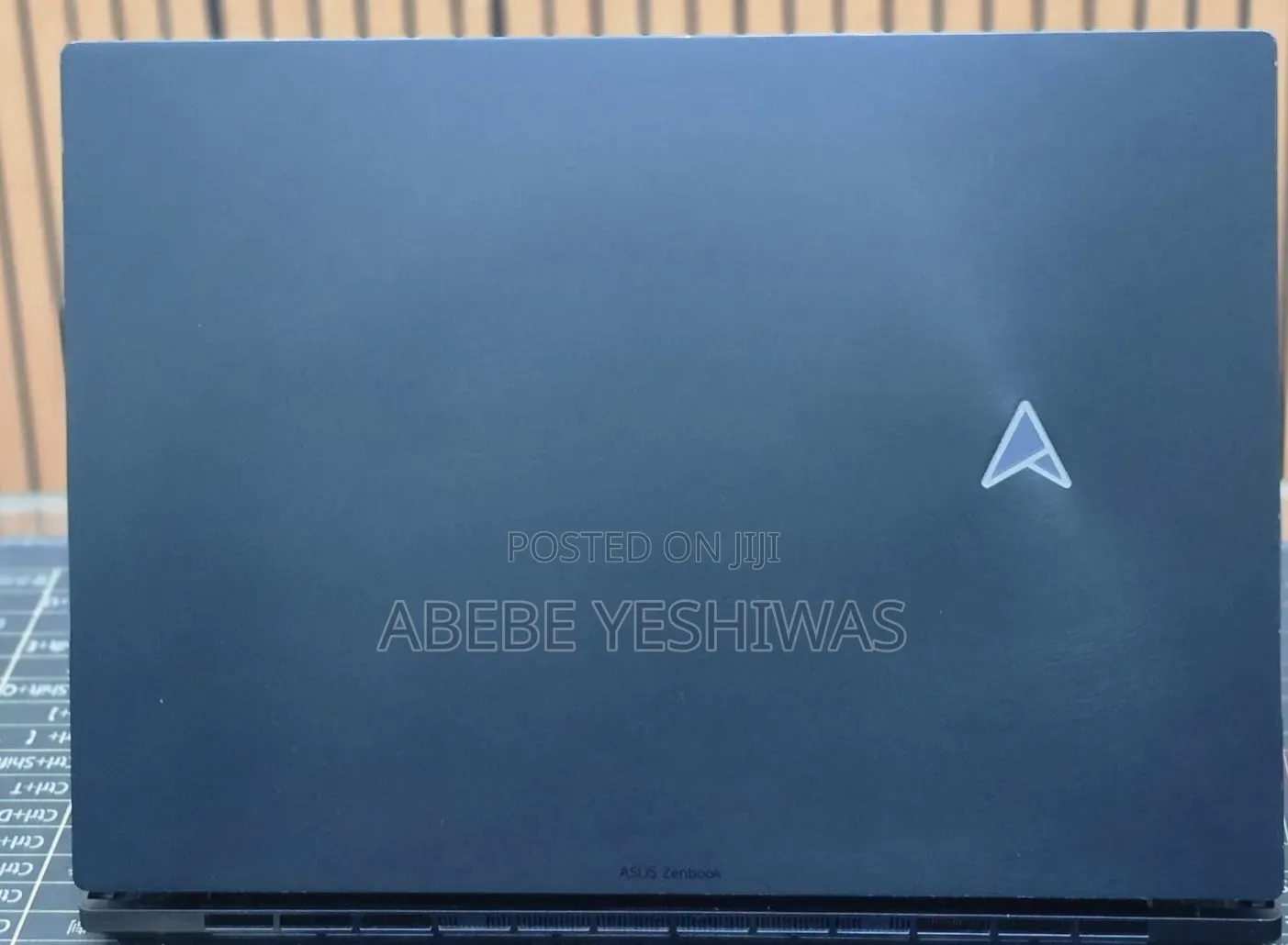 New Laptop Asus ZenBook UX303LN 32GB Intel Core i9 SSD 1T