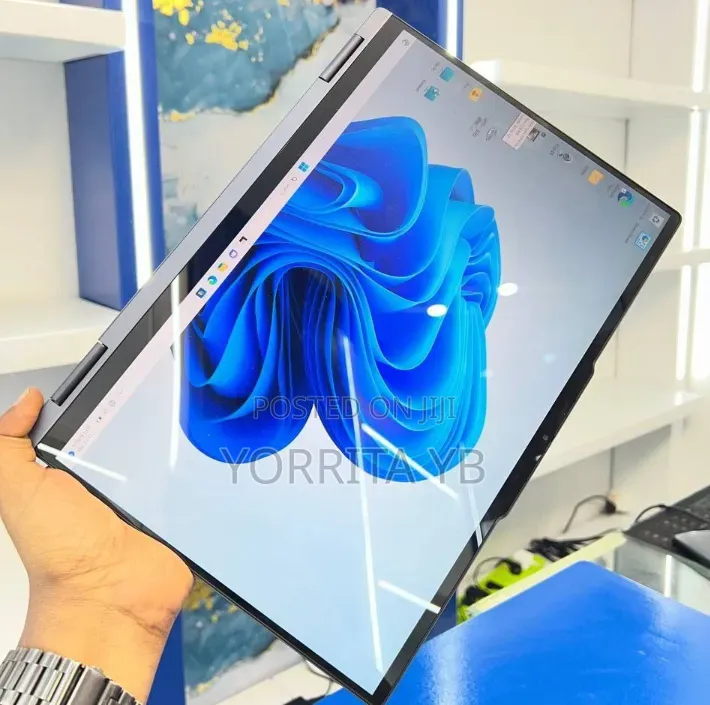 New Laptop Lenovo Yoga Slim 7 16GB Intel Core i7 SSD 512GB