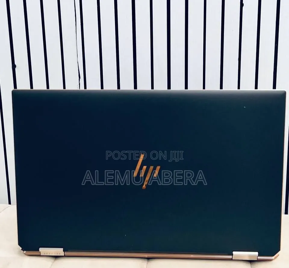 New Laptop HP Spectre 16GB Intel Core i7 SSD 1T