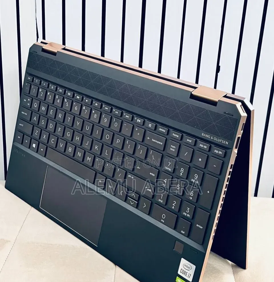 New Laptop HP Spectre 16GB Intel Core i7 SSD 1T