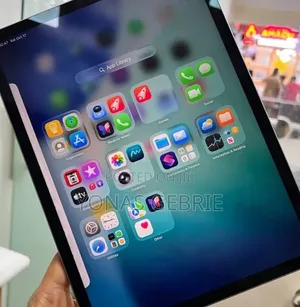New Apple iPad Pro (2022) 256 GB