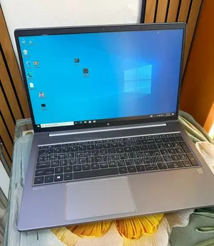 New Laptop HP ZBook Power G7 16GB Intel Core i7 SSD 512GB