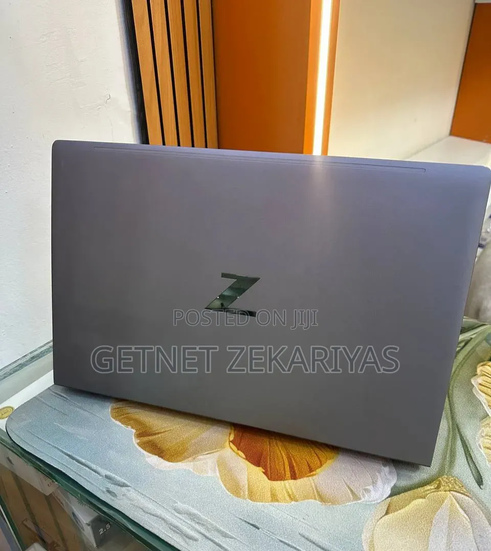 New Laptop HP ZBook Power G7 16GB Intel Core i7 SSD 512GB