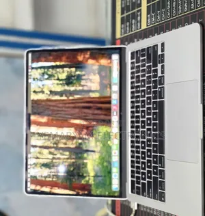 New Laptop Apple MacBook Air 2025 M4 16GB Apple M4 SSD 256GB