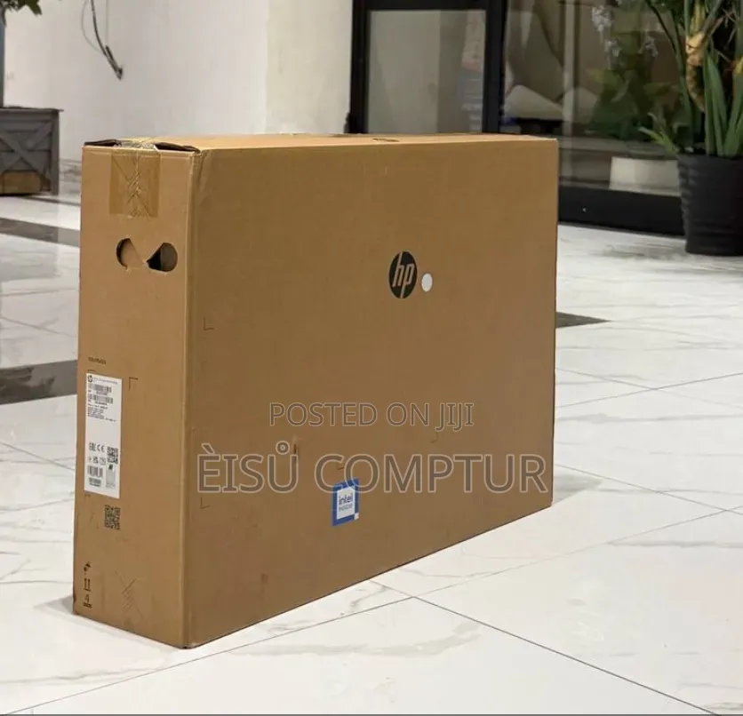 New HP 200 G4 22 All-in-One 8GB Intel Core i5 SSD 512GB