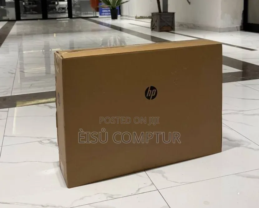 New HP 200 G4 22 All-in-One 8GB Intel Core i5 SSD 512GB