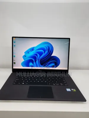 New Laptop Dell XPS 13 16GB Intel Core i7 SSD 512GB