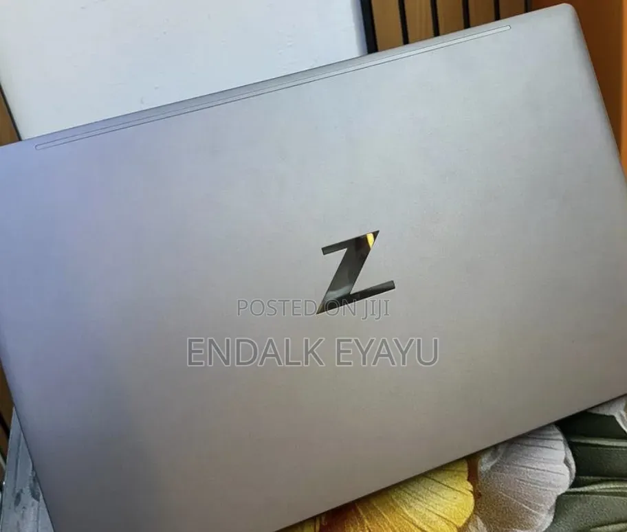 New Laptop HP ZBook 15 16GB Intel Core i7 SSD 512GB