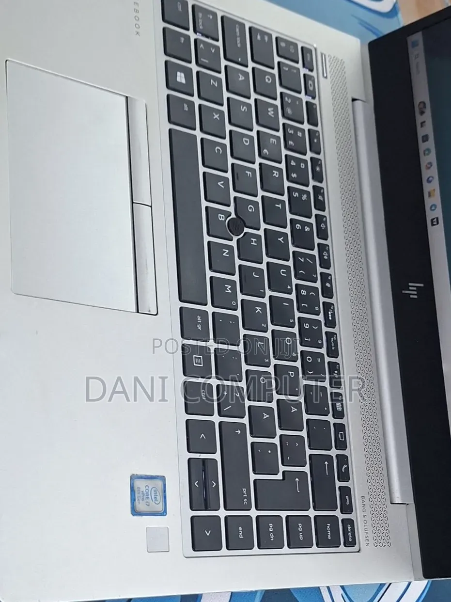 New Laptop HP EliteBook 840 G5 16GB Intel Core i7 SSD 512GB