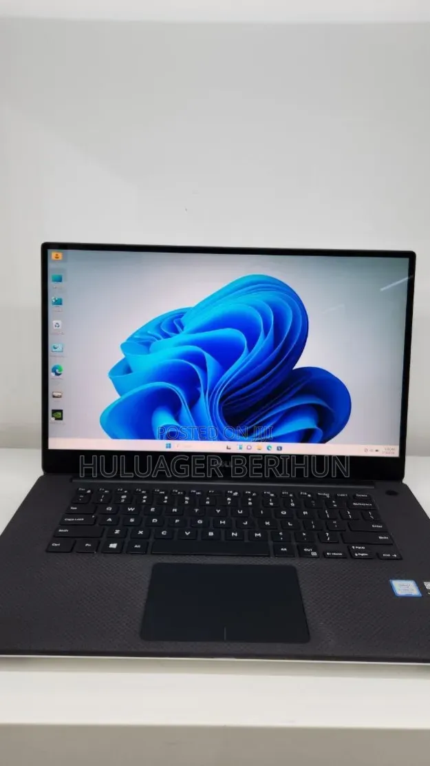 New Laptop Dell XPS 13 16GB Intel Core i7 SSD 512GB