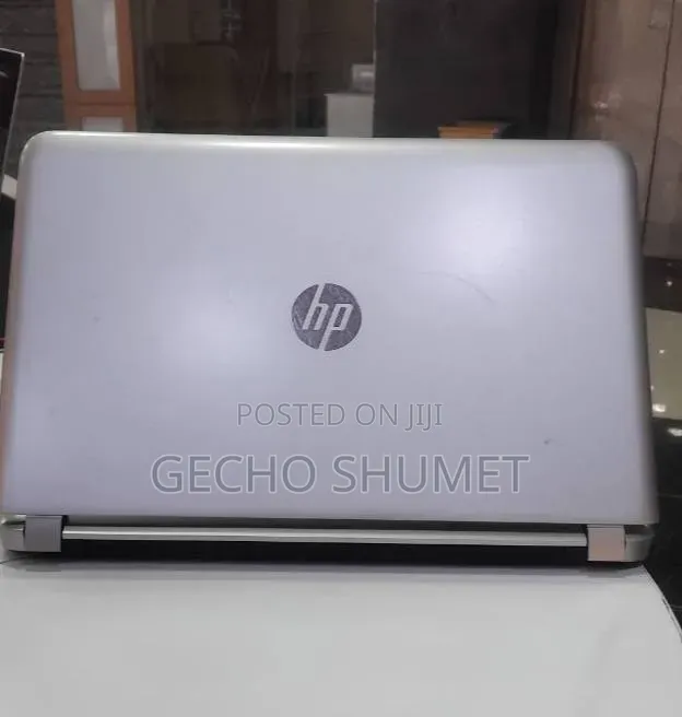 New Laptop HP Pavilion 15 8GB Intel Core i5 HDD 1T