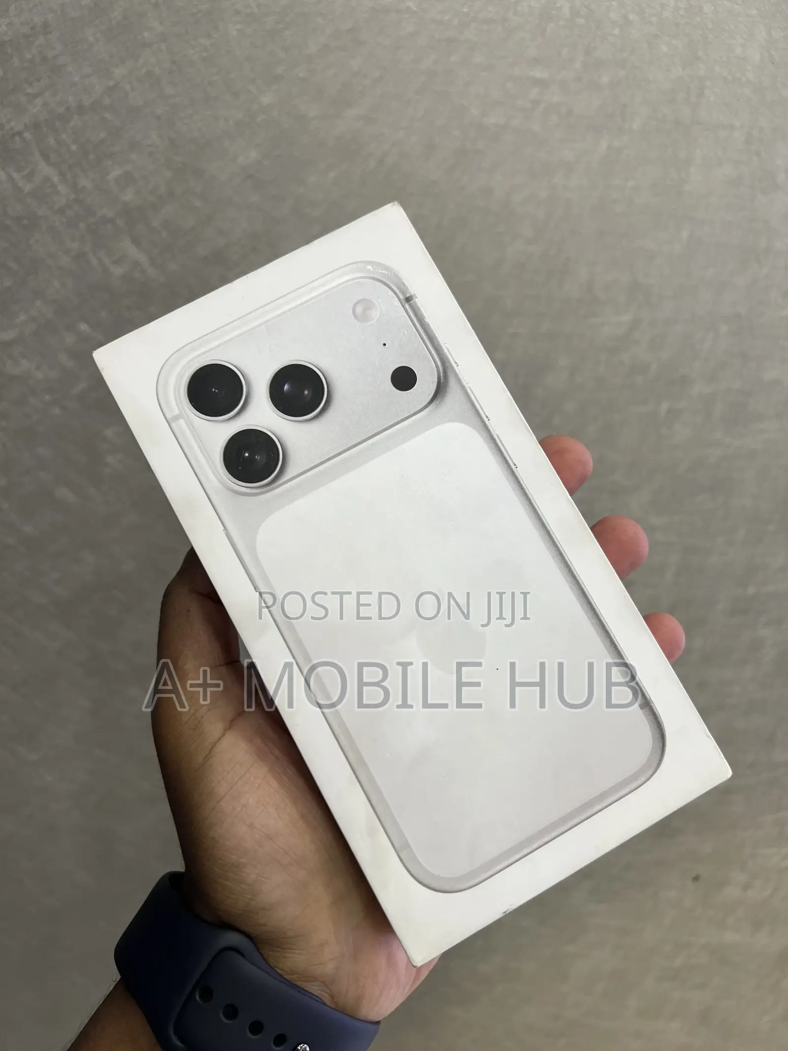 New Apple iPhone 17 Pro 256 GB Silver