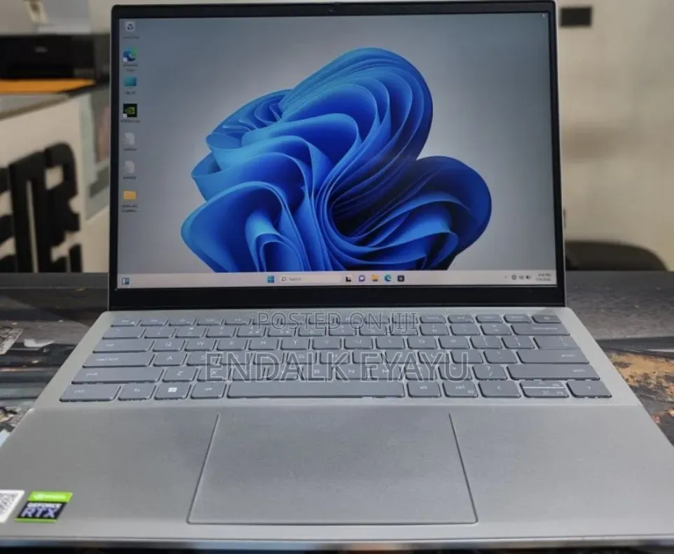 New Laptop Dell Inspiron 14 16GB Intel Core i7 SSD 512GB