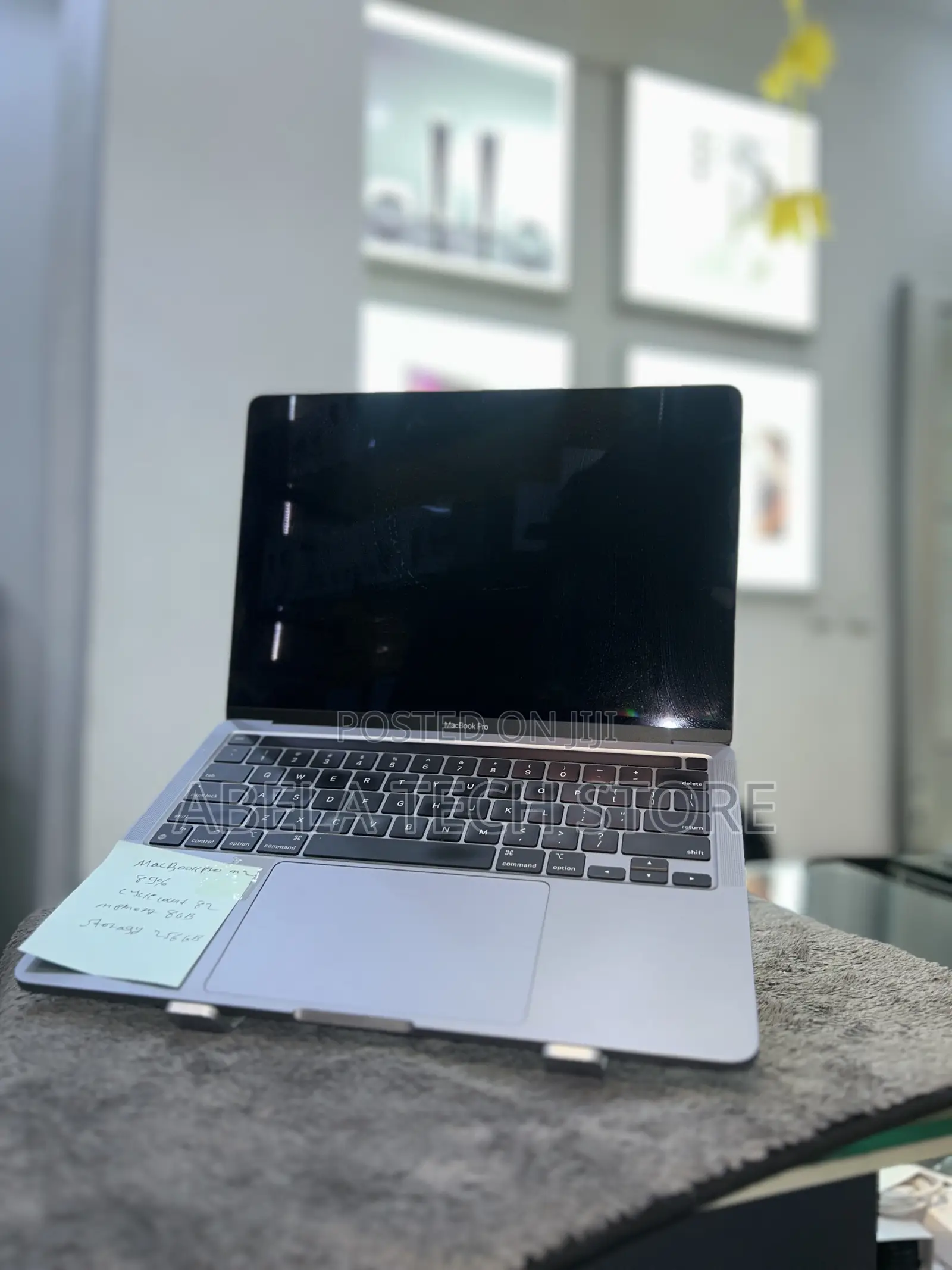 Laptop Apple 8GB eMMC 256GB