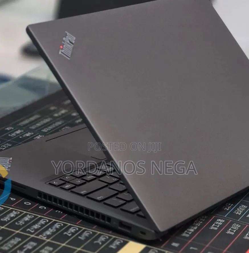 New Laptop Lenovo ThinkPad T14 16GB Intel Core i7 SSD 512GB