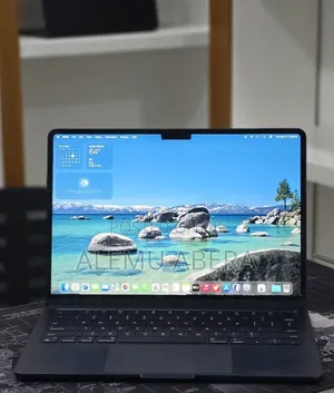 New Laptop Apple MacBook Air 2022 M2 8GB Apple M2 SSD 256GB