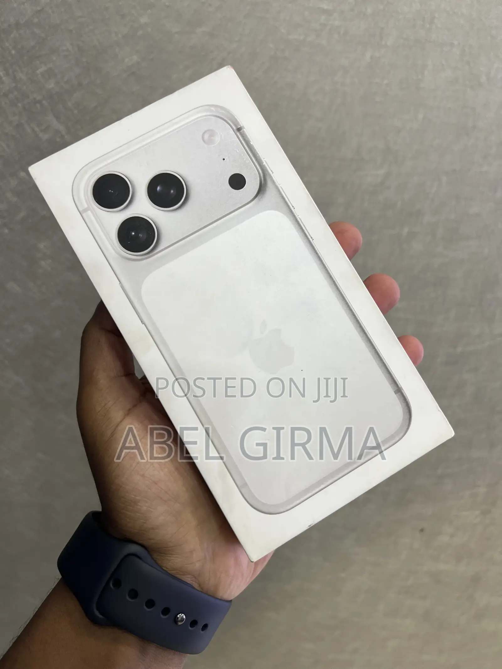 New Apple iPhone 17 Pro Max 256 GB Silver