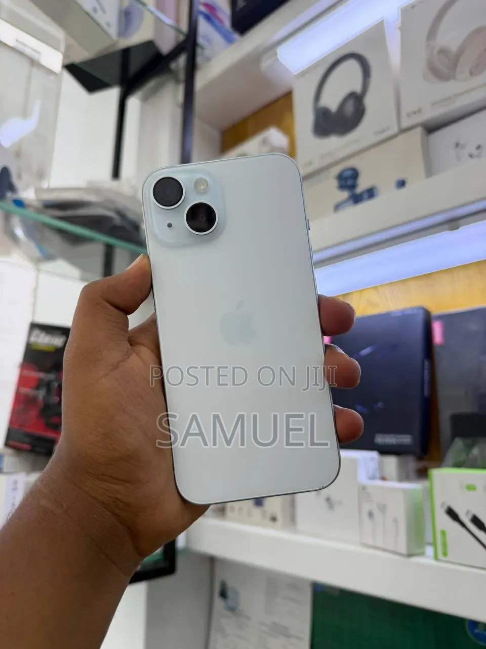 New Apple iPhone 15 128 GB Blue