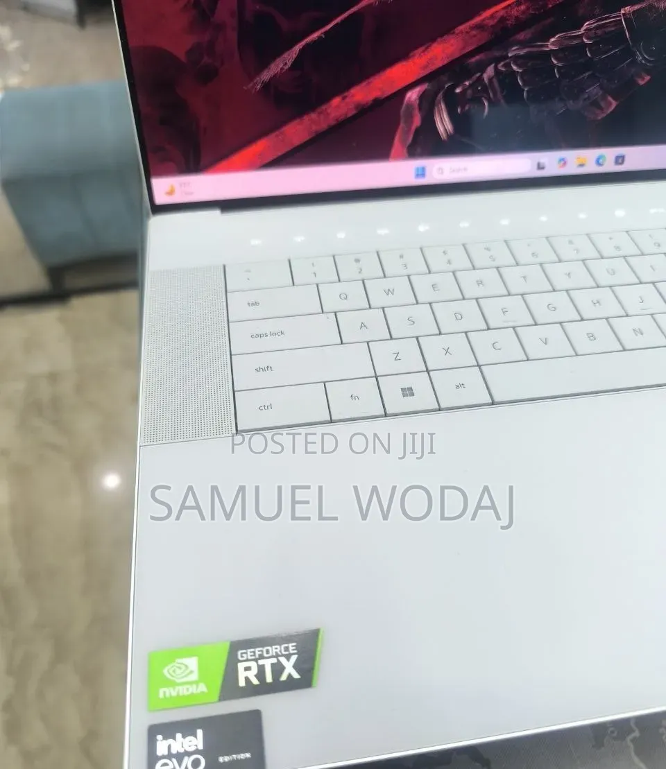 New Laptop Dell XPS 13 32GB Intel Core i9 SSD 1T
