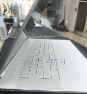 New Laptop Dell XPS 13 32GB Intel Core i9 SSD 1T