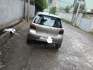 Toyota Vitz 2003