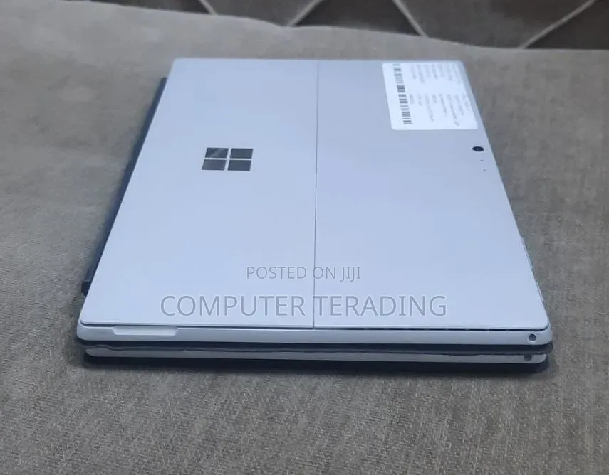 New Laptop Microsoft Surface Pro 6 8GB Intel Core i5 SSD 256GB