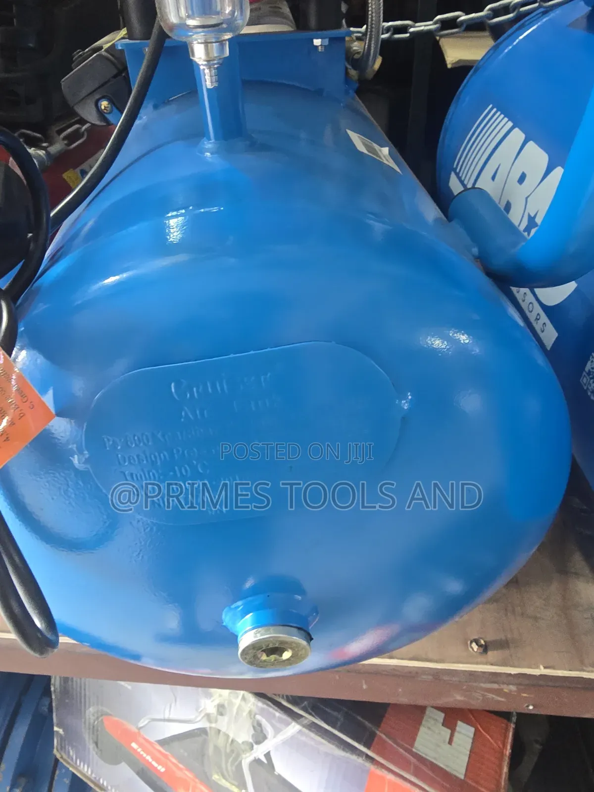 Crusser Silent Air Compressor