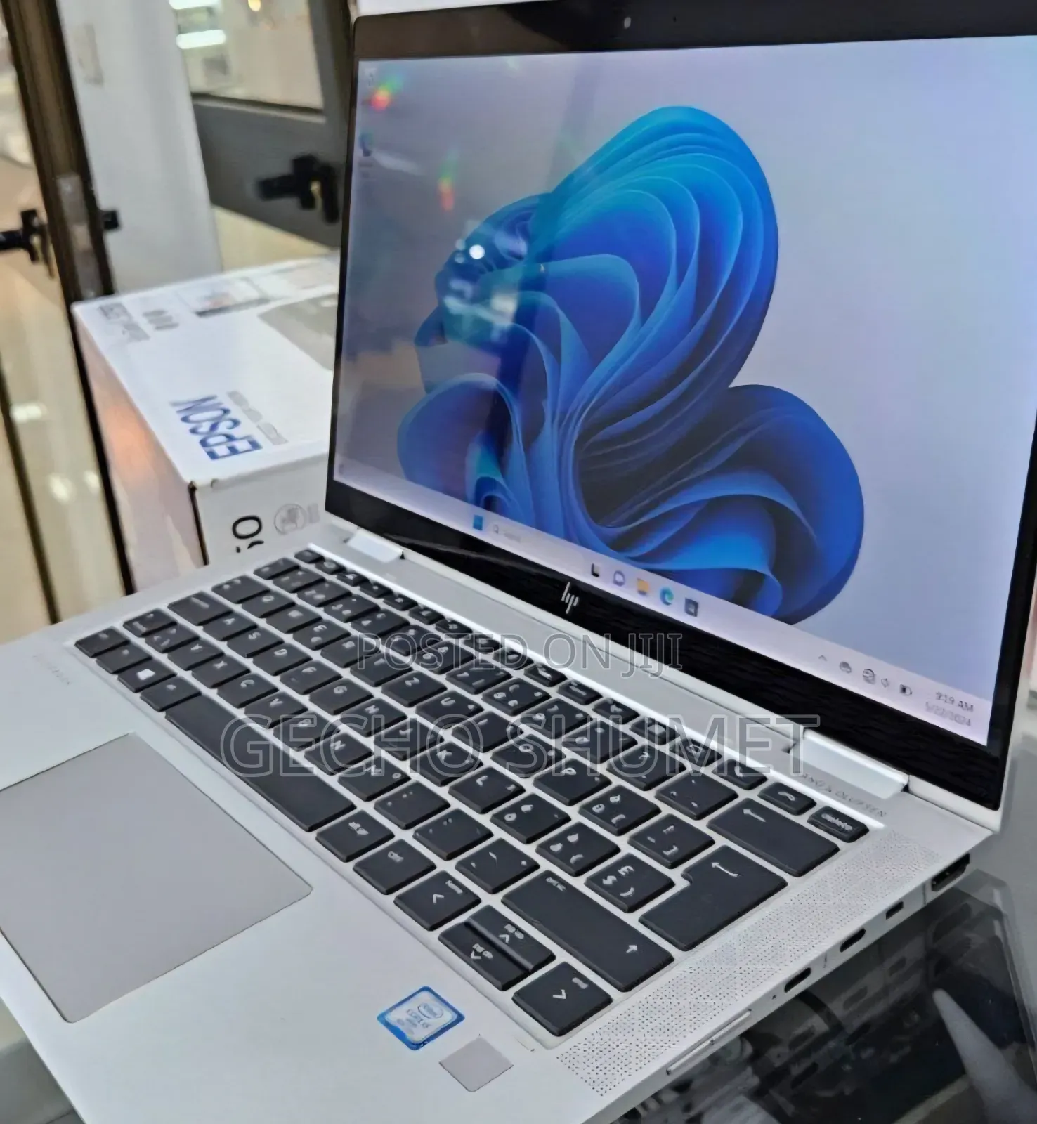 New Laptop HP EliteBook x360 1030 G4 16GB Intel Core i5 SSD 512GB